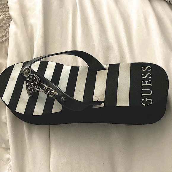 Guess Wedged Flip Flops. Beach Style, Sailor Style. Stripped Black And White. - Picture 2 of 5
